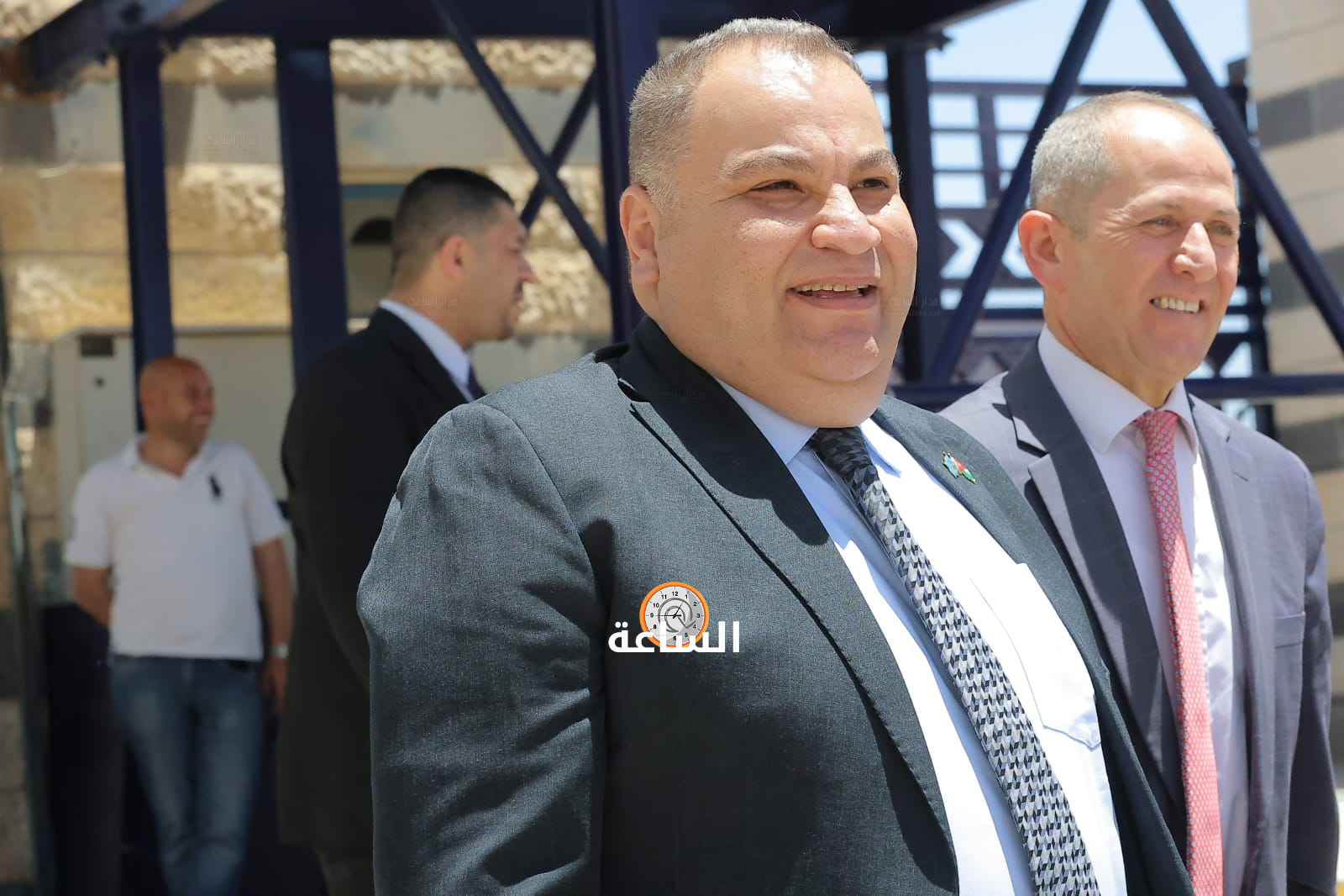 Madar Al-Saa Images 0.9352051513912679