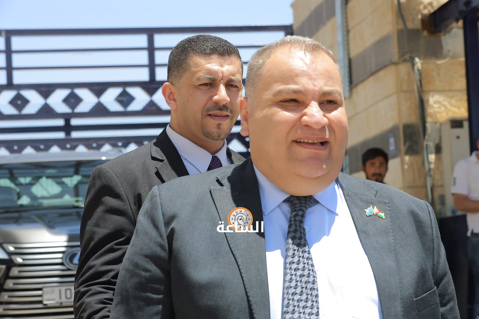 Madar Al-Saa Images 0.960459683888496