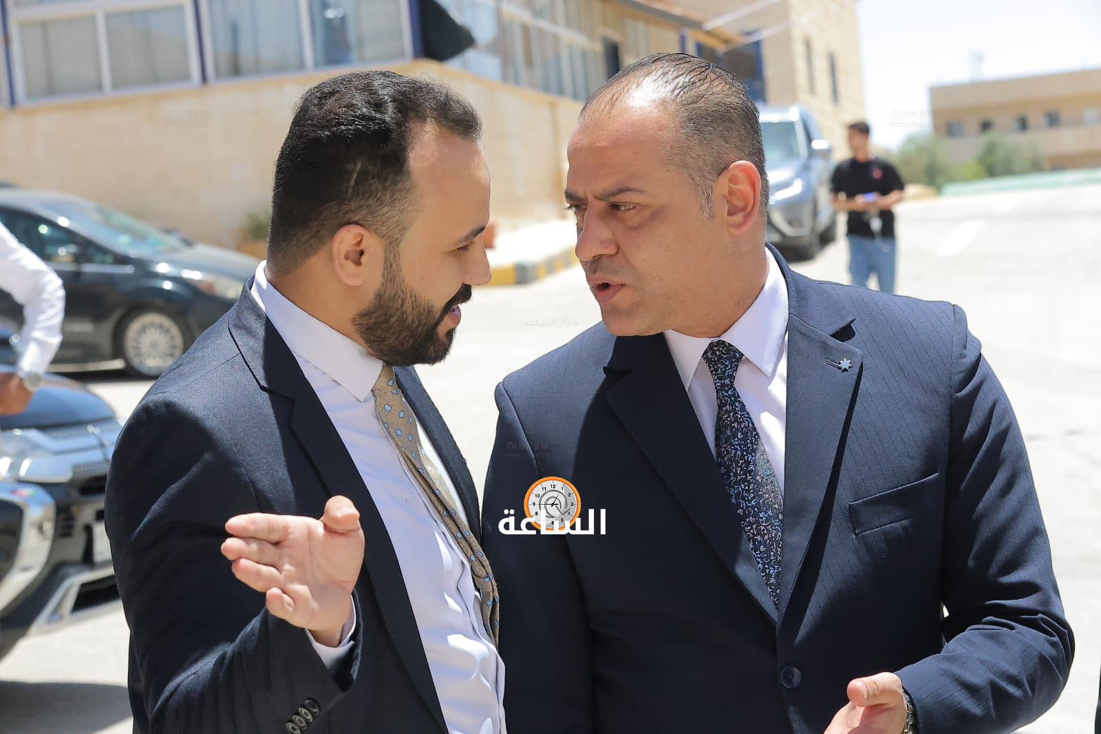 Madar Al-Saa Images 0.15667526430427559