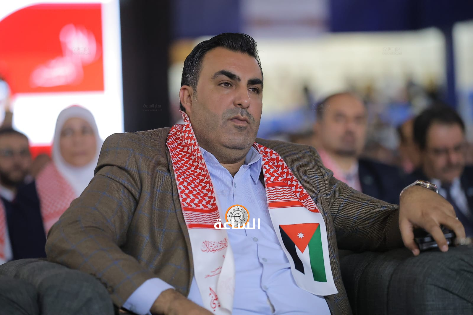 Madar Al-Saa Images 0.39100445832037733