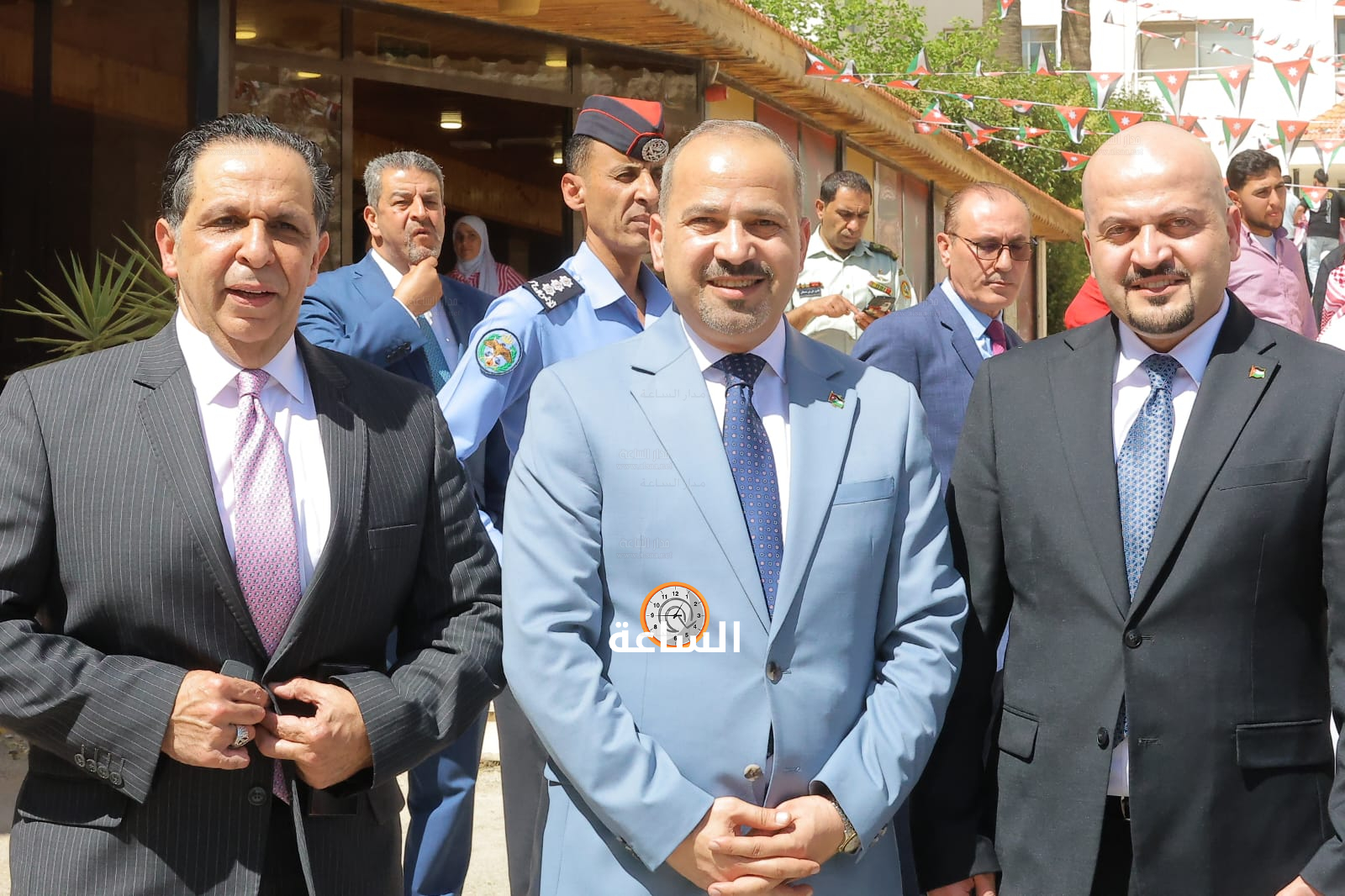 Madar Al-Saa Images 0.5686276450593387