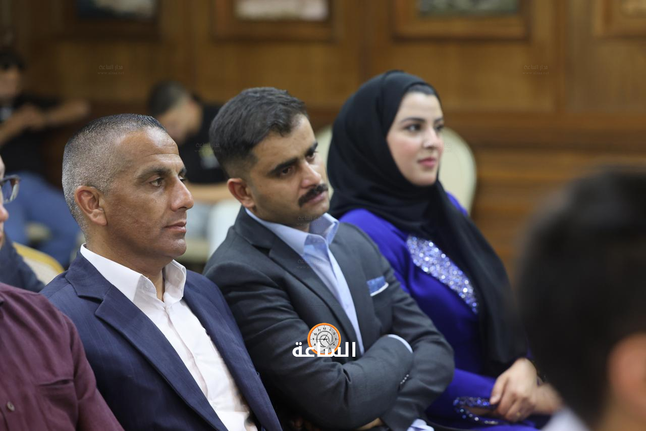 Madar Al-Saa Images 0.7708410345386985