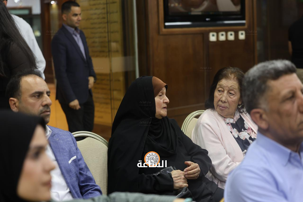 Madar Al-Saa Images 0.07211120694633011