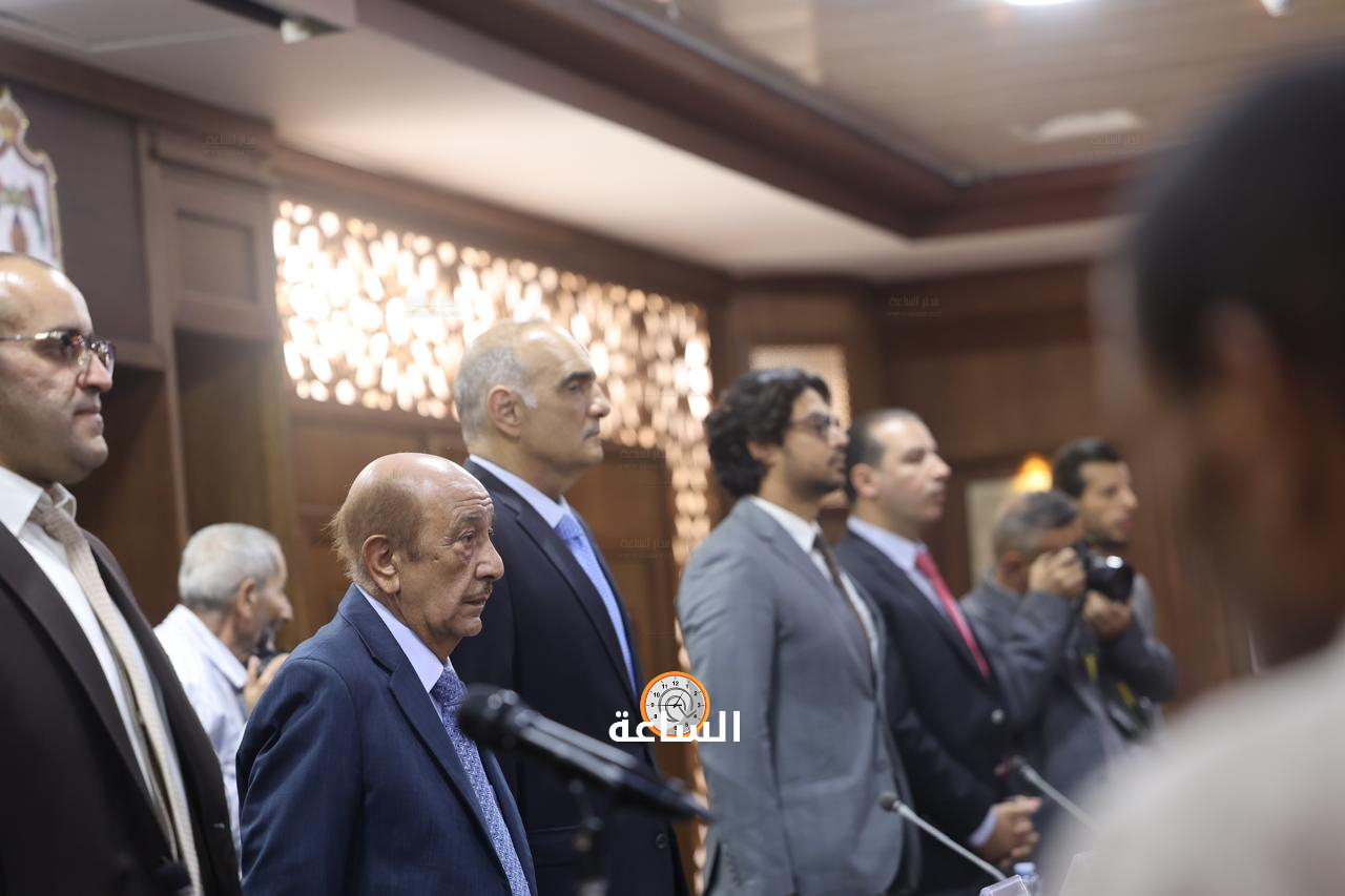 Madar Al-Saa Images 0.8709482860870655