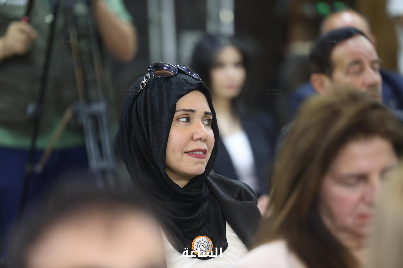 Madar Al-Saa Images 0.7884655640886005