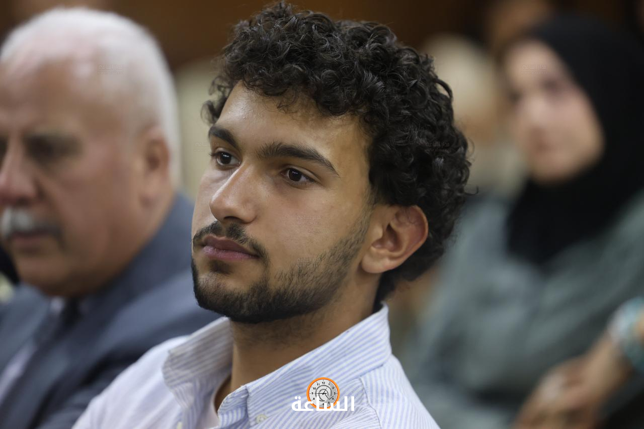 Madar Al-Saa Images 0.45164259068326207