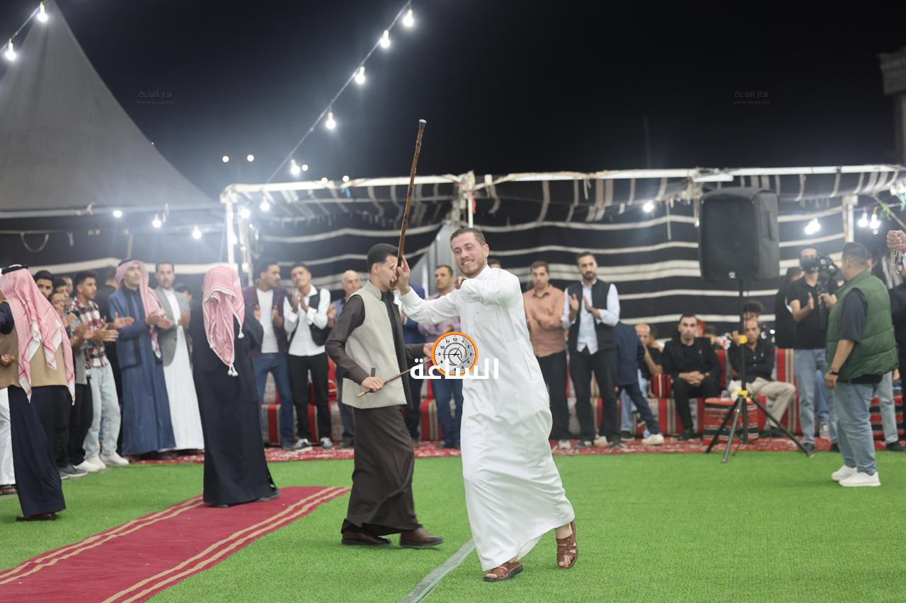 Madar Al-Saa Images 0.03558097252936032
