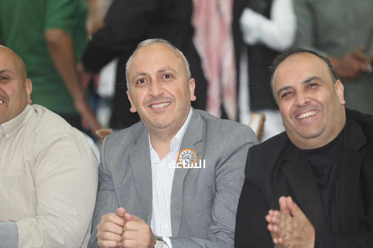 Madar Al-Saa Images 0.9613789378750864