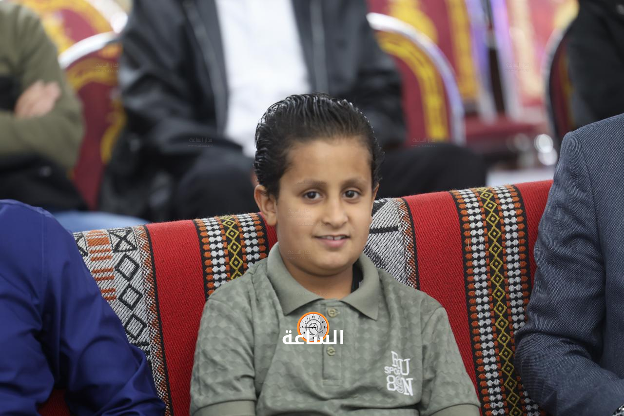 Madar Al-Saa Images 0.978833467596166
