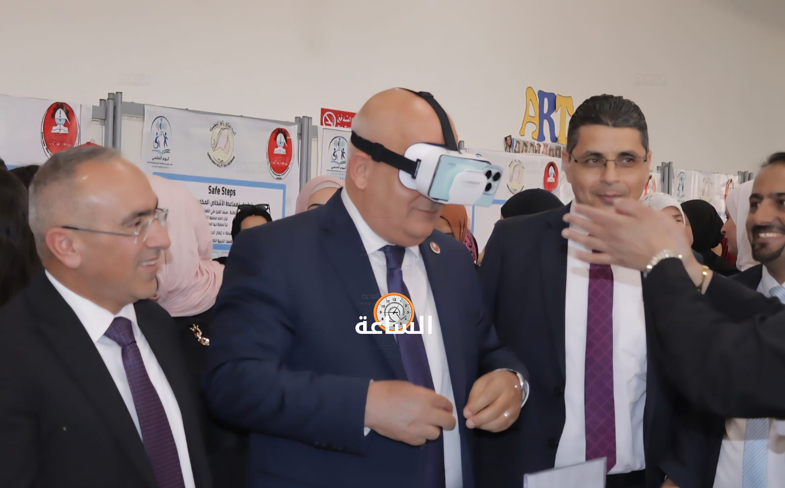 Madar Al-Saa Images 0.43257517588111316
