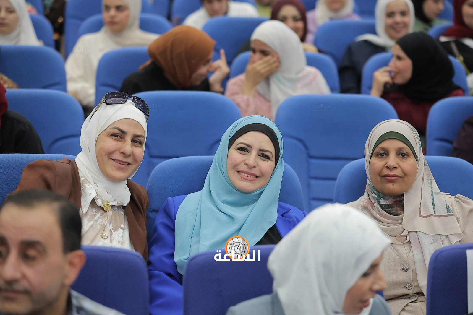 Madar Al-Saa Images 0.6042624477742444