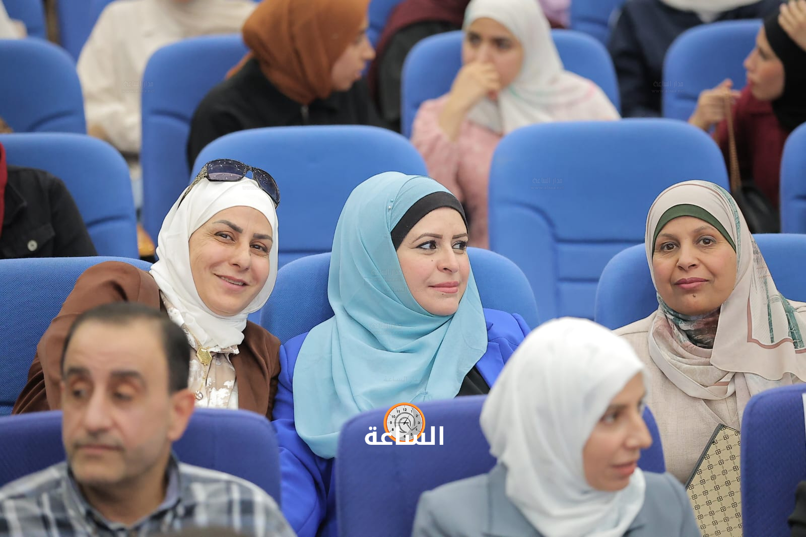 Madar Al-Saa Images 0.3454216863771944