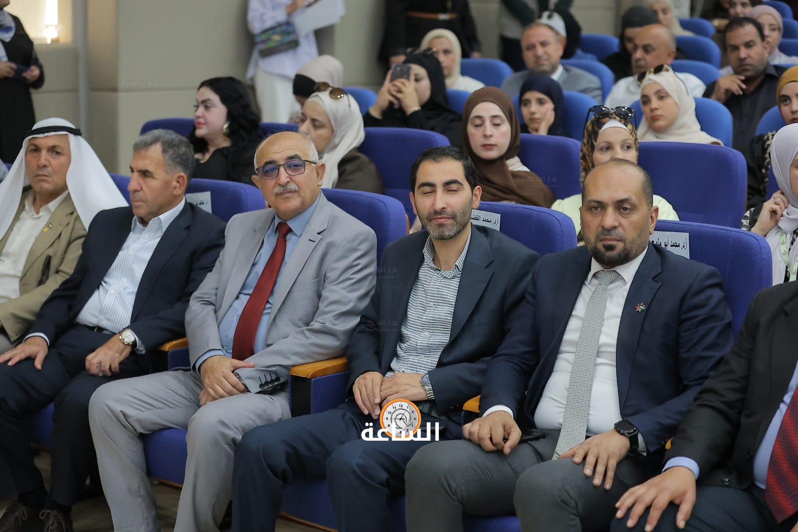 Madar Al-Saa Images 0.35280617799939484