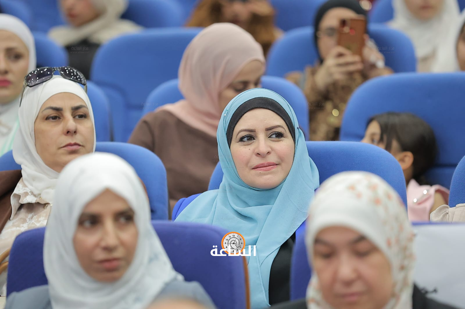 Madar Al-Saa Images 0.7539427624280363