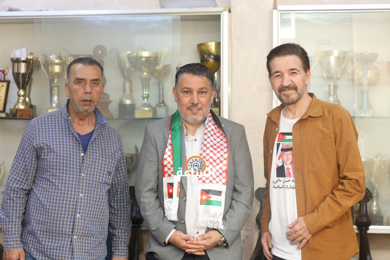 Madar Al-Saa Images 0.8706125466432323