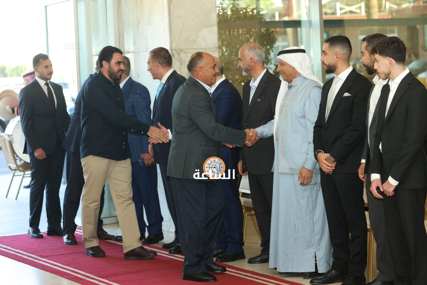 Madar Al-Saa Images 0.9598140082543407