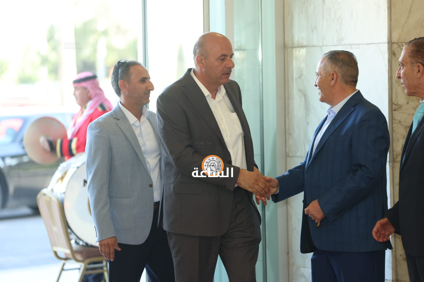 Madar Al-Saa Images 0.3148084323802802