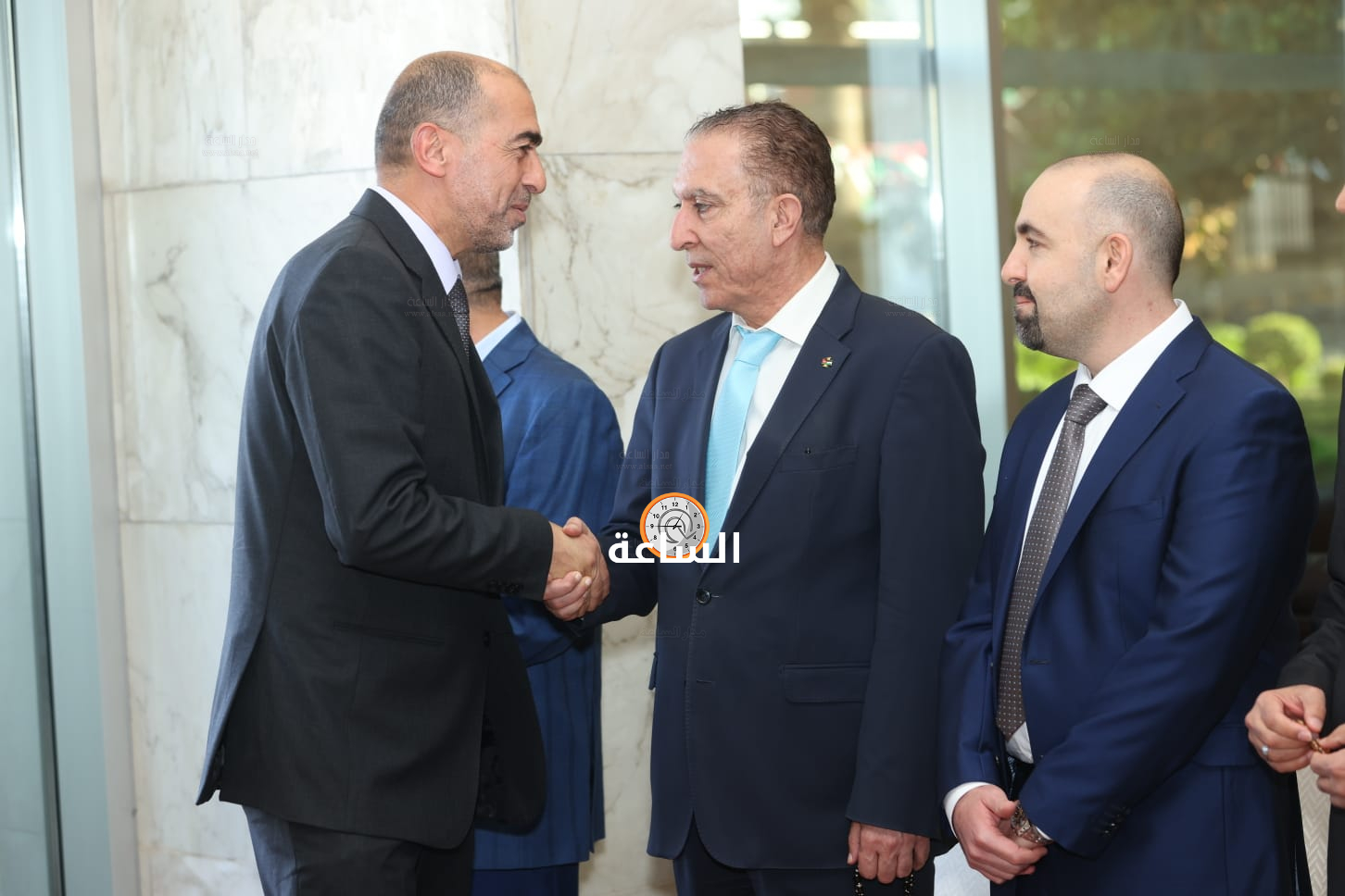 Madar Al-Saa Images 0.18941104931716501