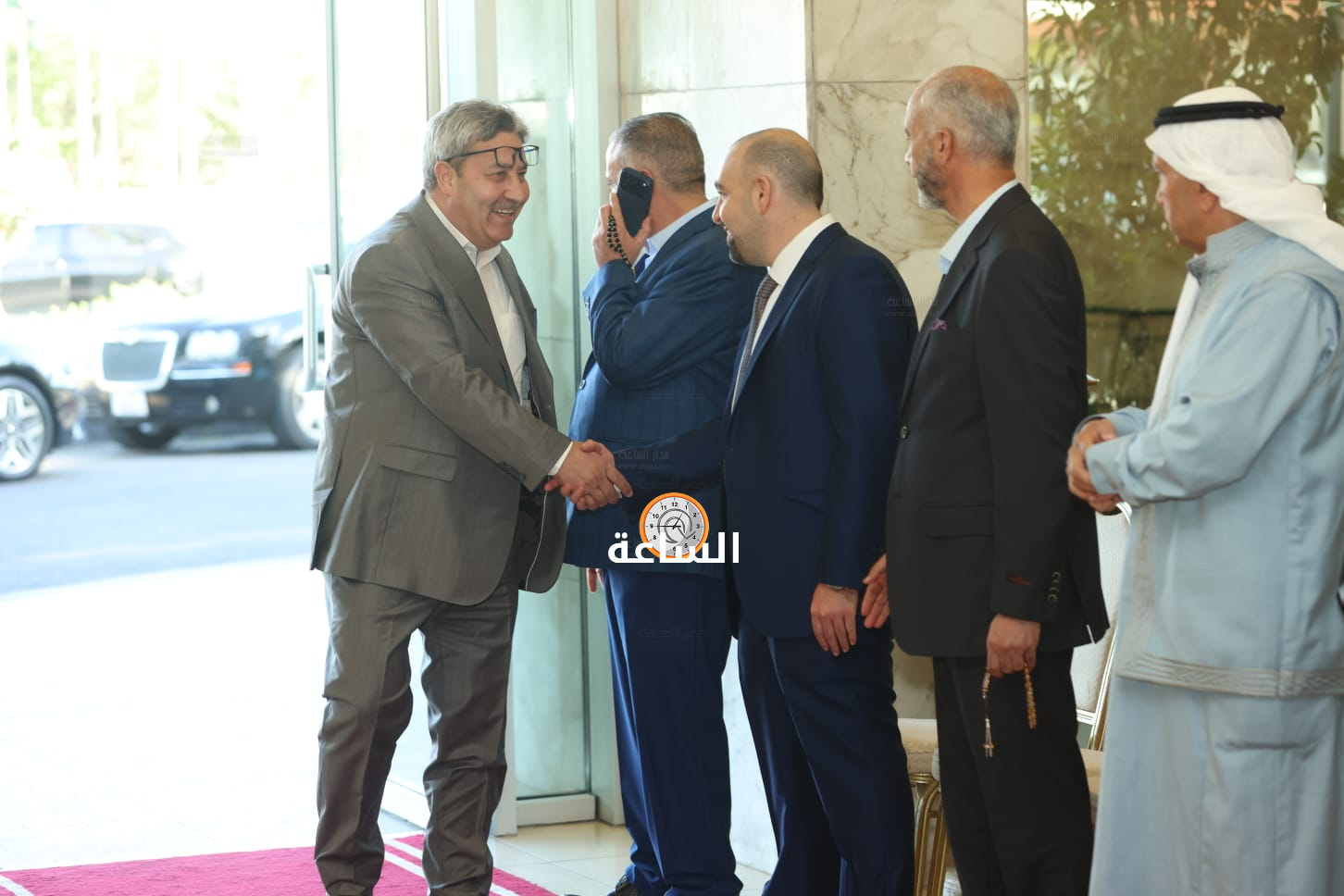 Madar Al-Saa Images 0.4205642182461127