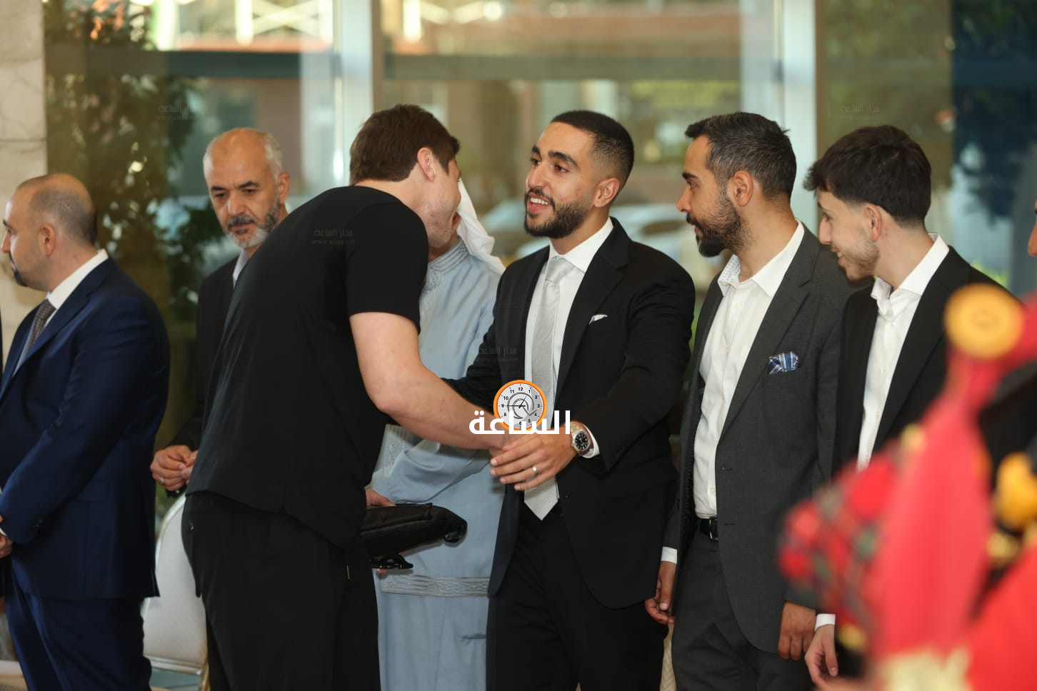 Madar Al-Saa Images 0.0735947037100182