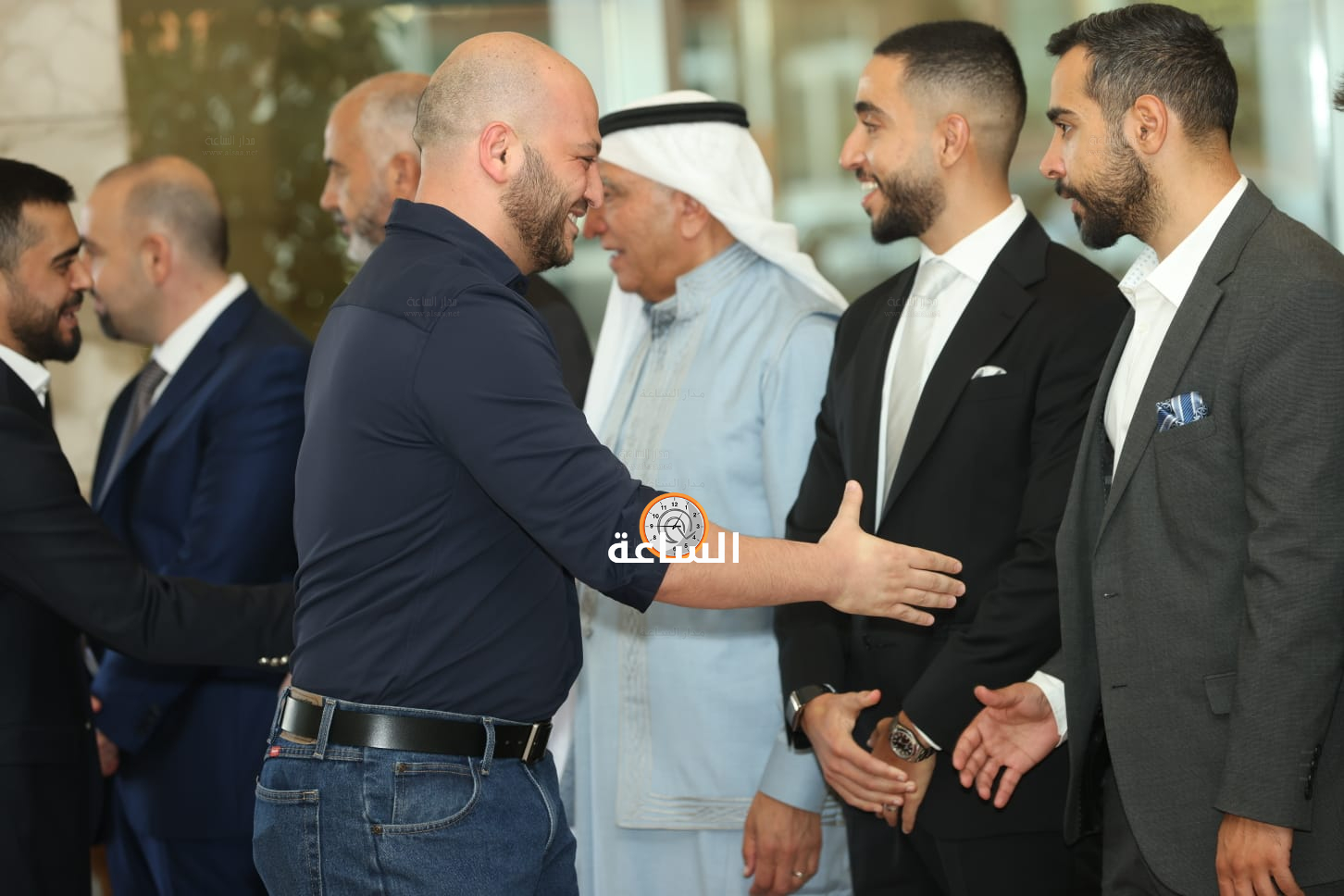 Madar Al-Saa Images 0.43042424674053736