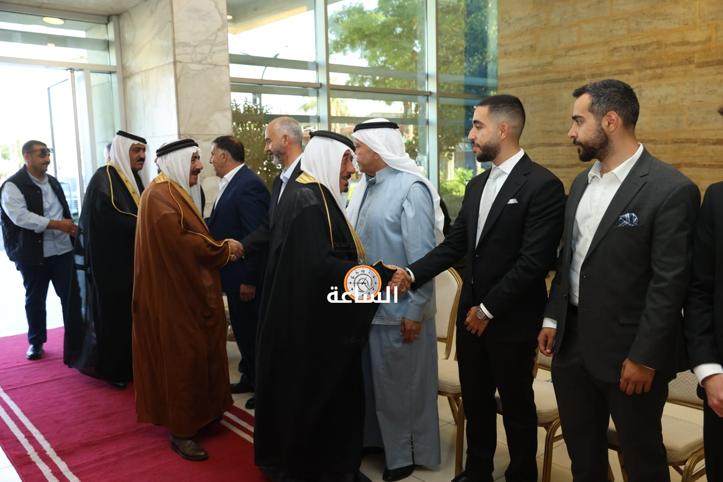 Madar Al-Saa Images 0.45398870414949877