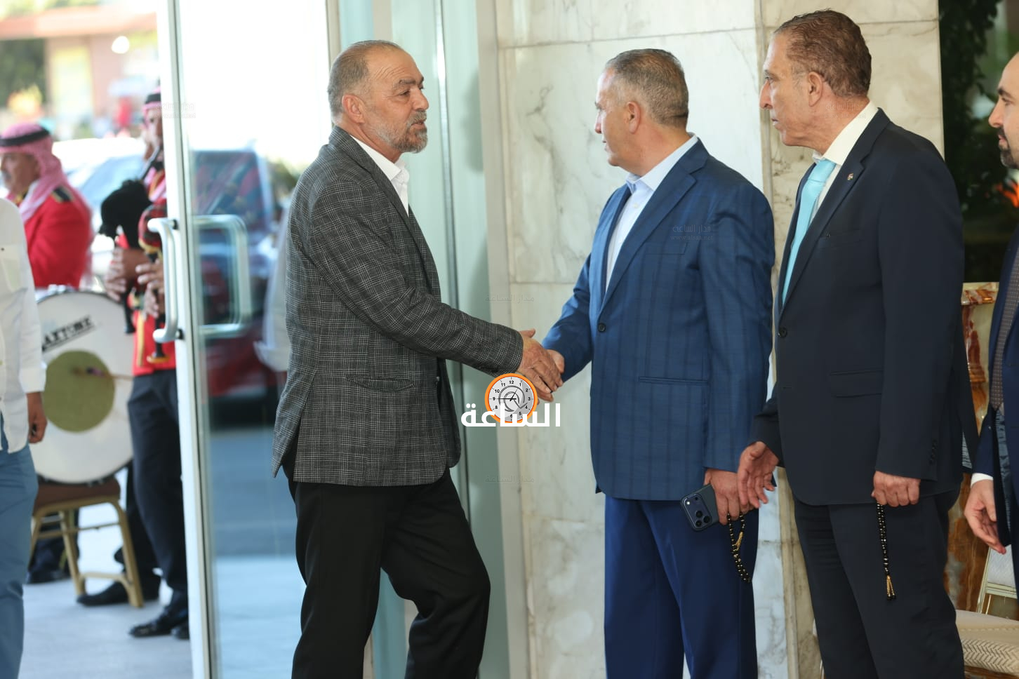 Madar Al-Saa Images 0.5821016645763748