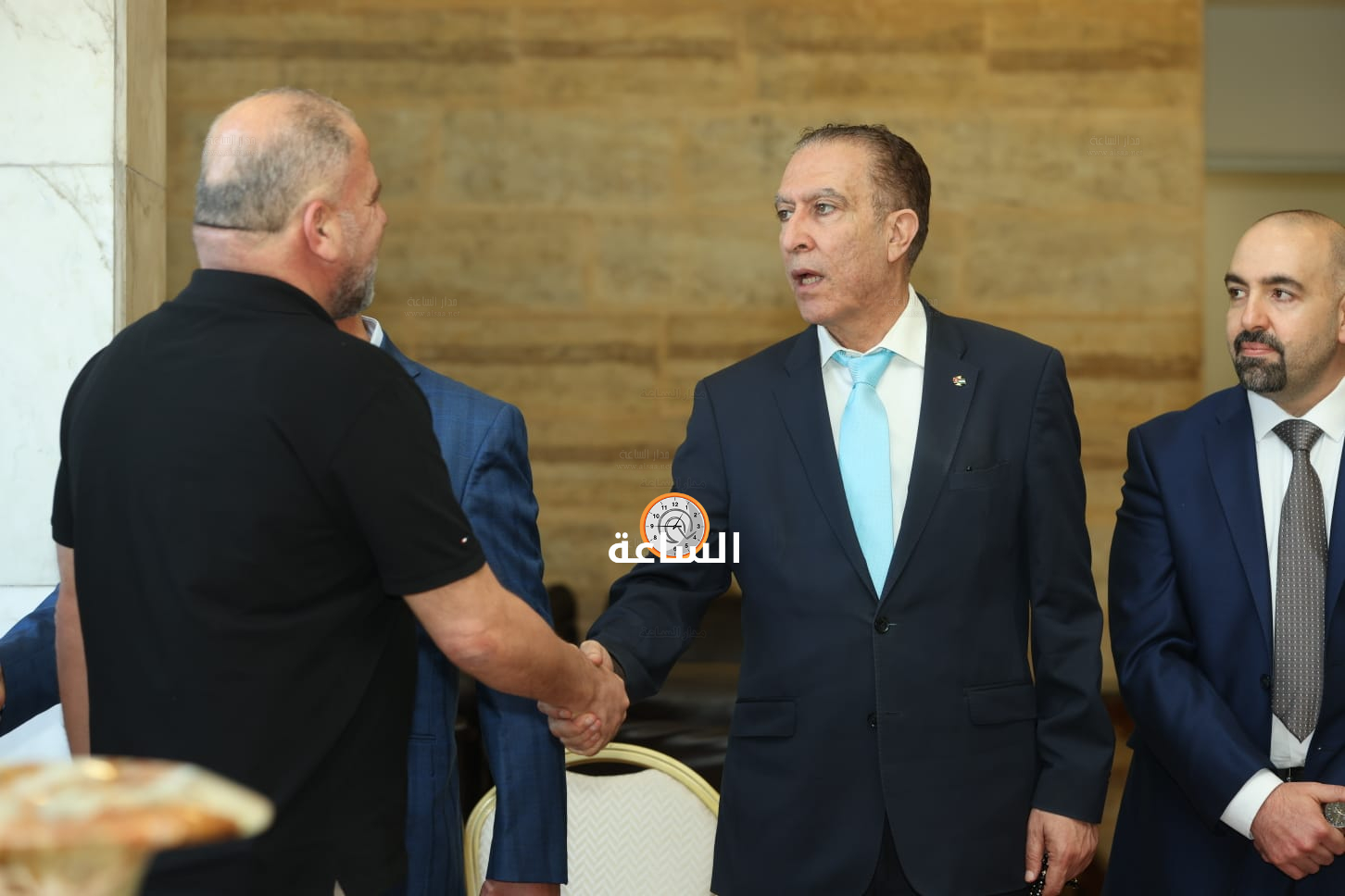Madar Al-Saa Images 0.4076328464964729
