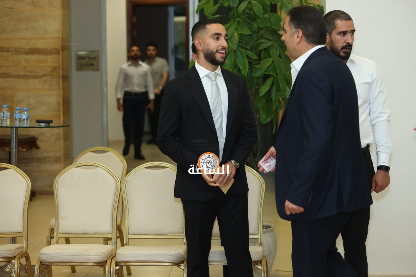 Madar Al-Saa Images 0.5090476592059364