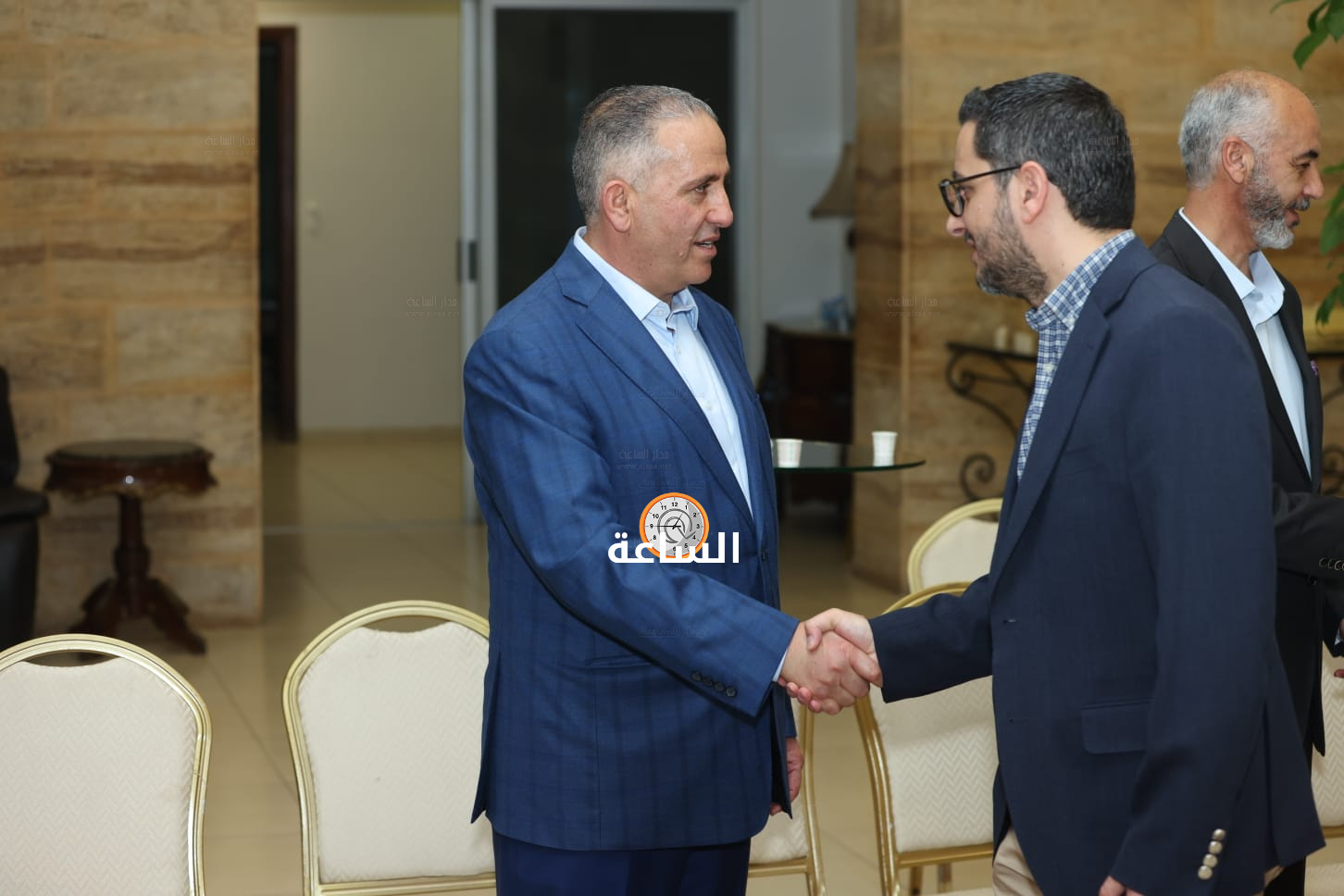 Madar Al-Saa Images 0.7045740549834741