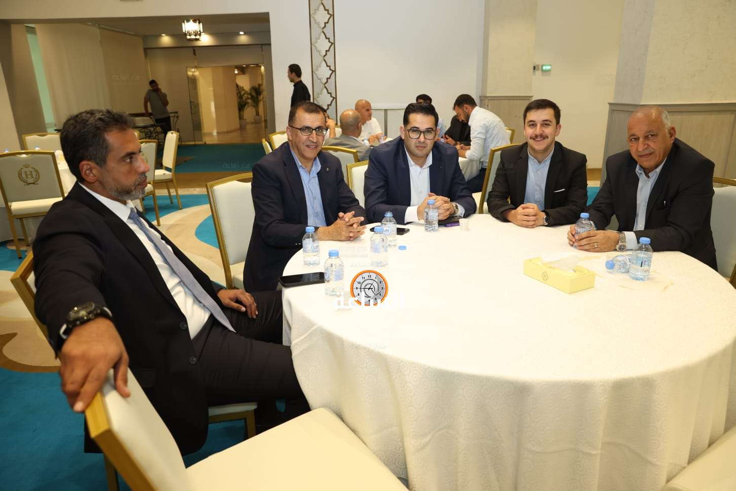 Madar Al-Saa Images 0.8738196919005857
