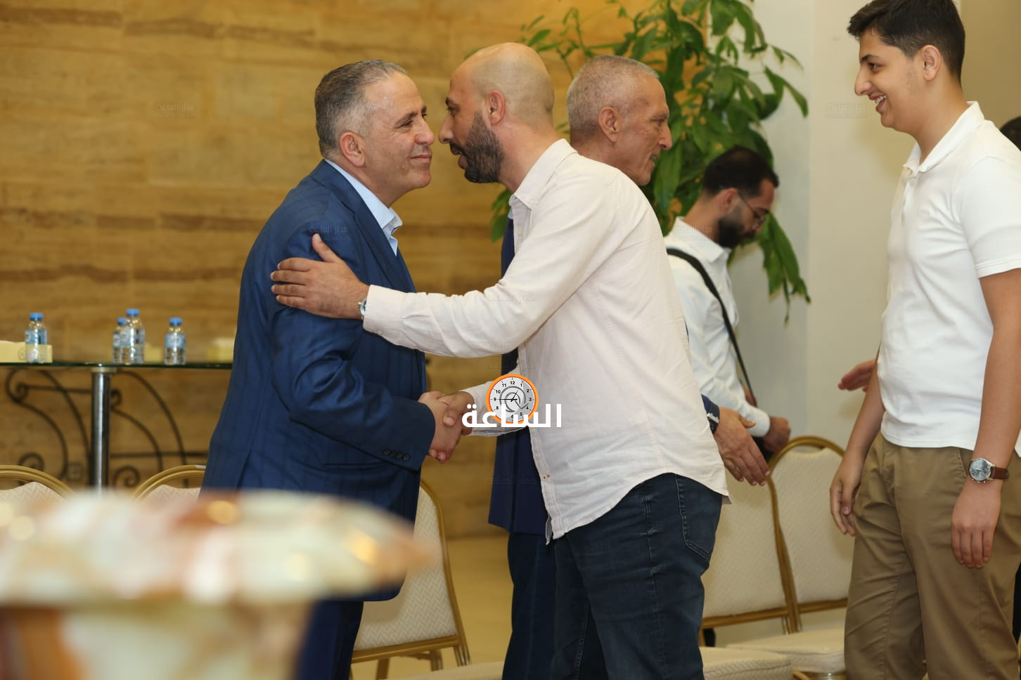 Madar Al-Saa Images 0.5361804412569375