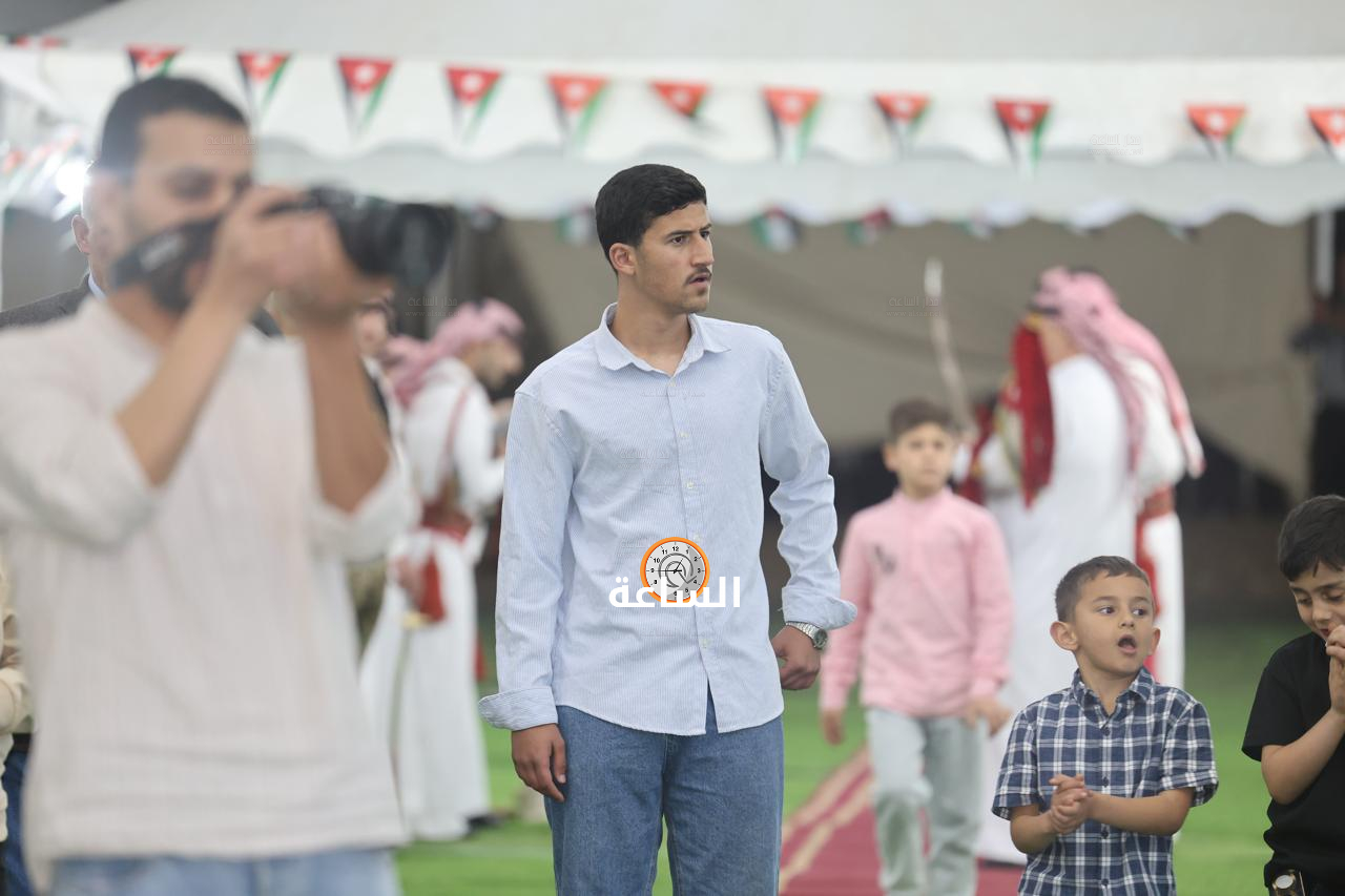 Madar Al-Saa Images 0.03337948411751923