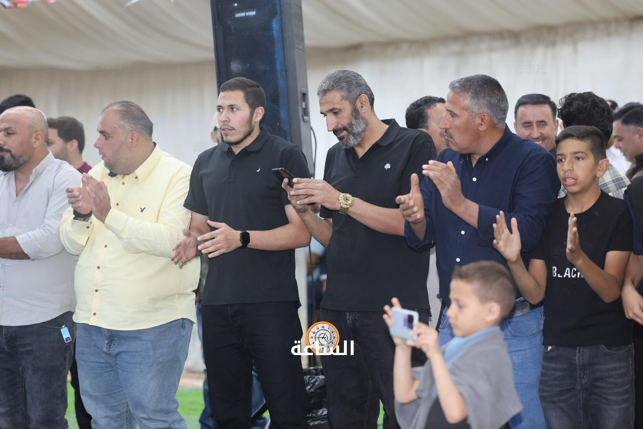 Madar Al-Saa Images 0.9240202357849754
