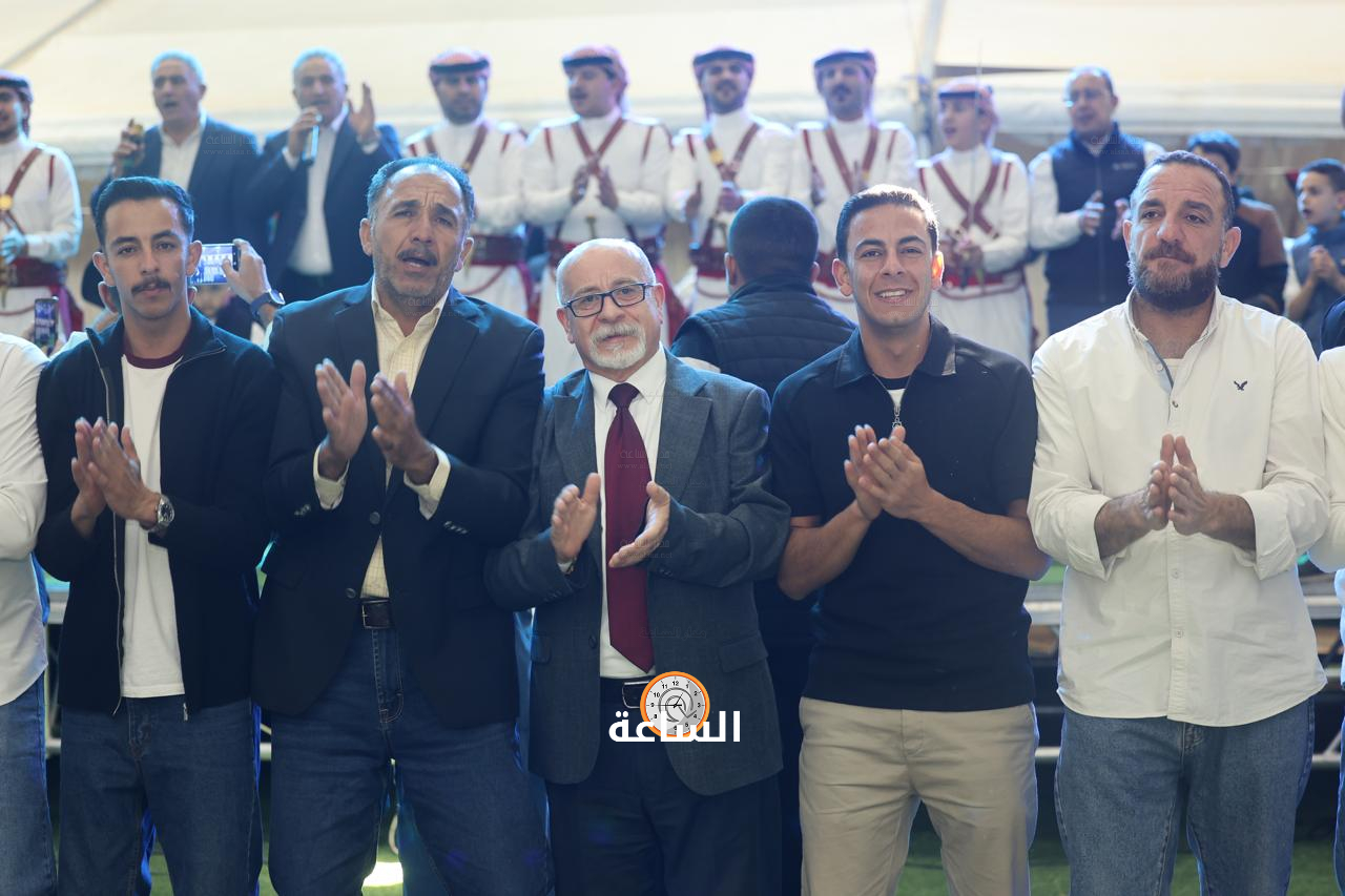 Madar Al-Saa Images 0.4354370545413201
