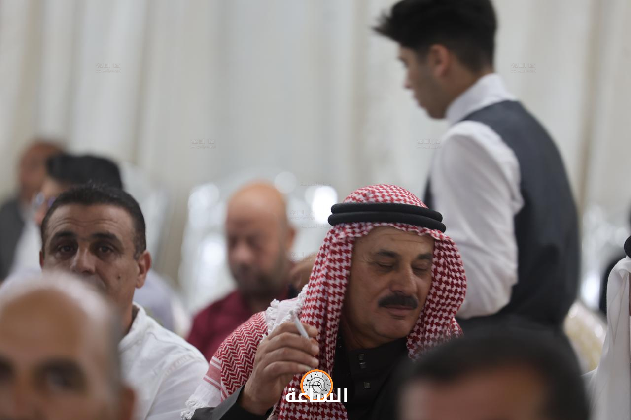Madar Al-Saa Images 0.145831786429366