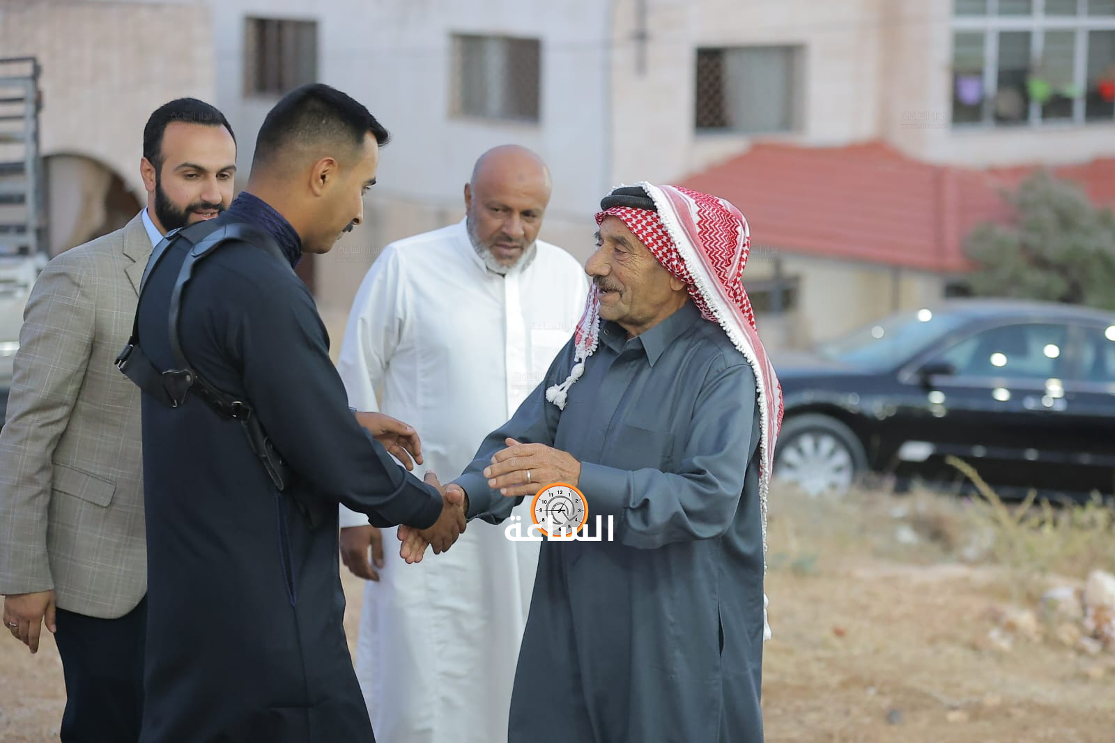 Madar Al-Saa Images 0.7772335234323042