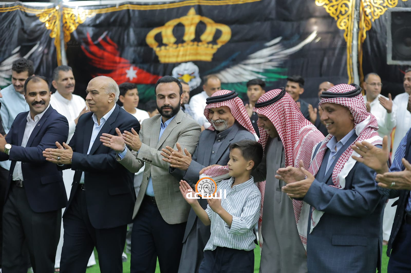 Madar Al-Saa Images 0.42758186038504