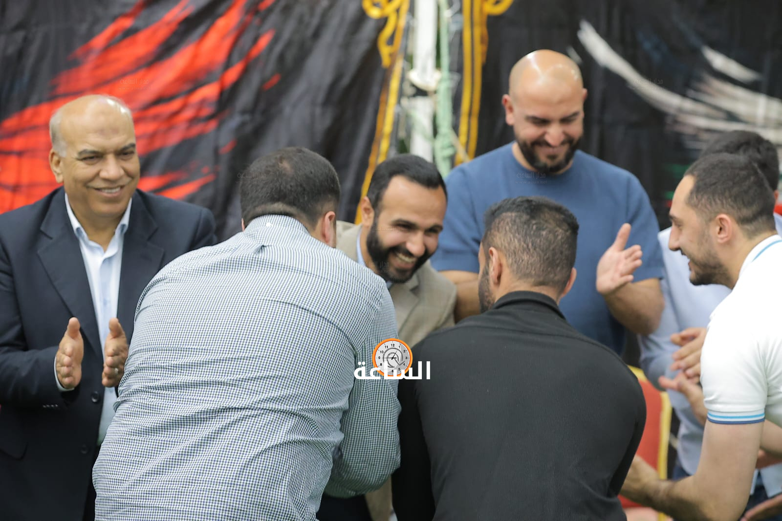 Madar Al-Saa Images 0.7313933791525219