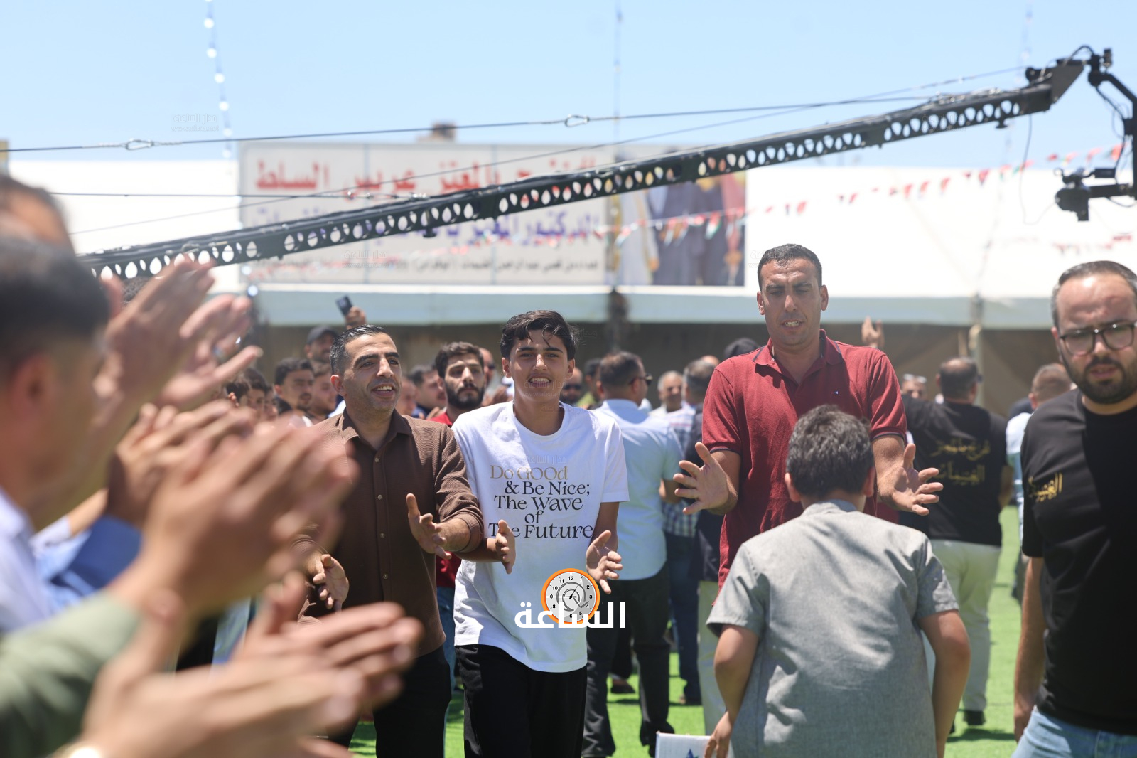 Madar Al-Saa Images 0.507147652875455