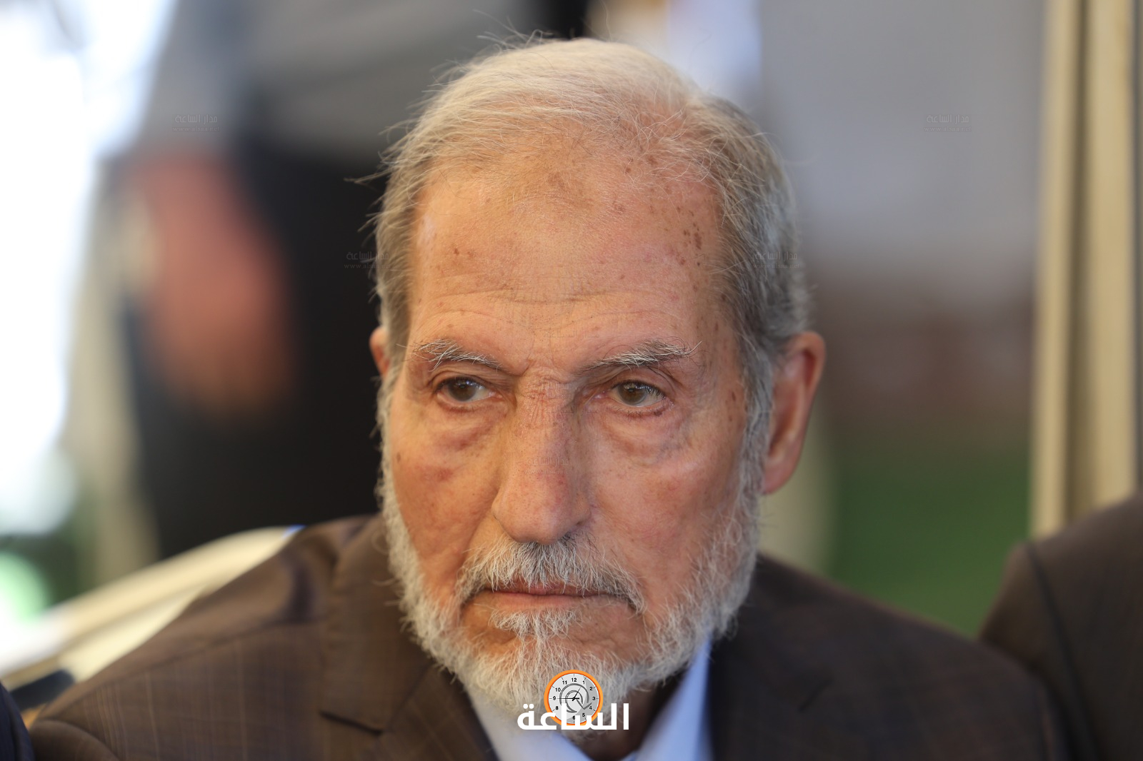 Madar Al-Saa Images 0.47401440904206504