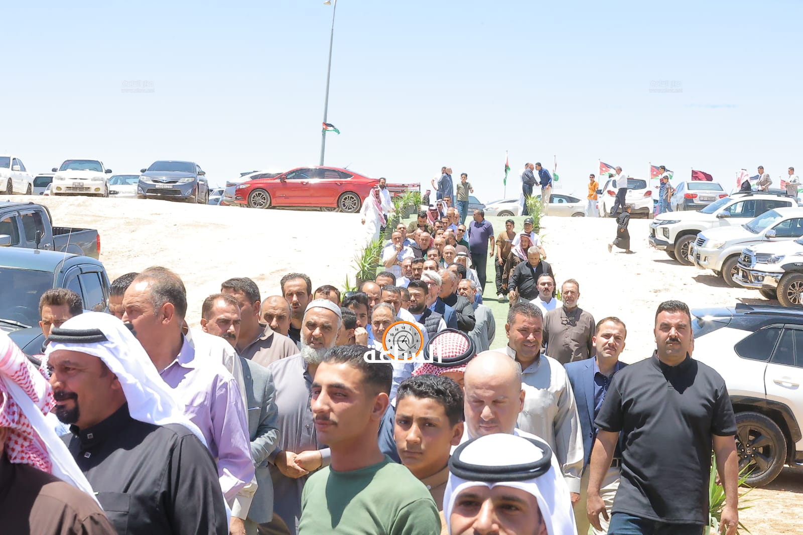 Madar Al-Saa Images 0.8316411429003879