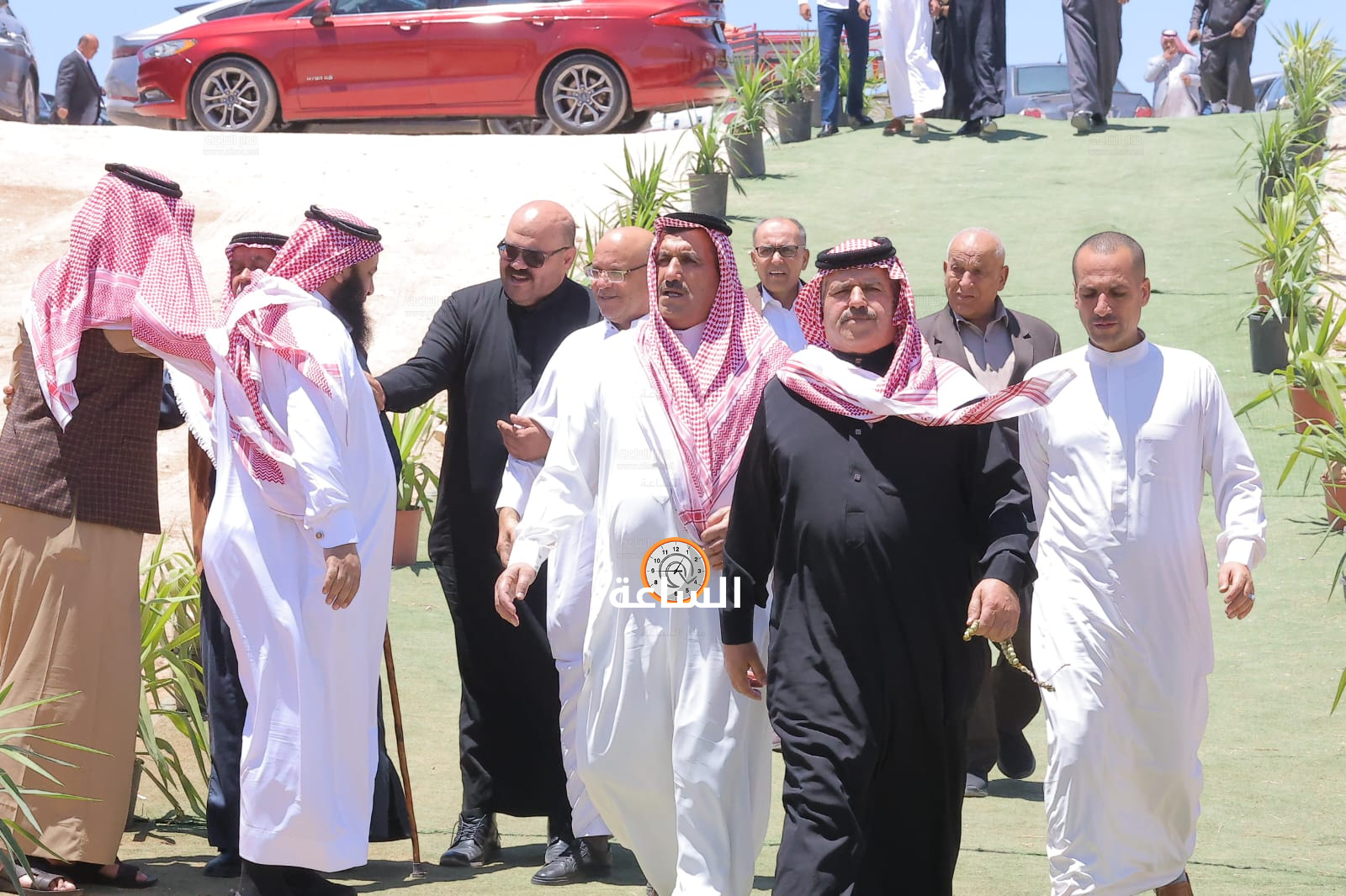 Madar Al-Saa Images 0.5851459632140728