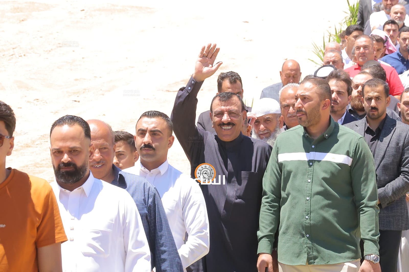 Madar Al-Saa Images 0.9447099361386693