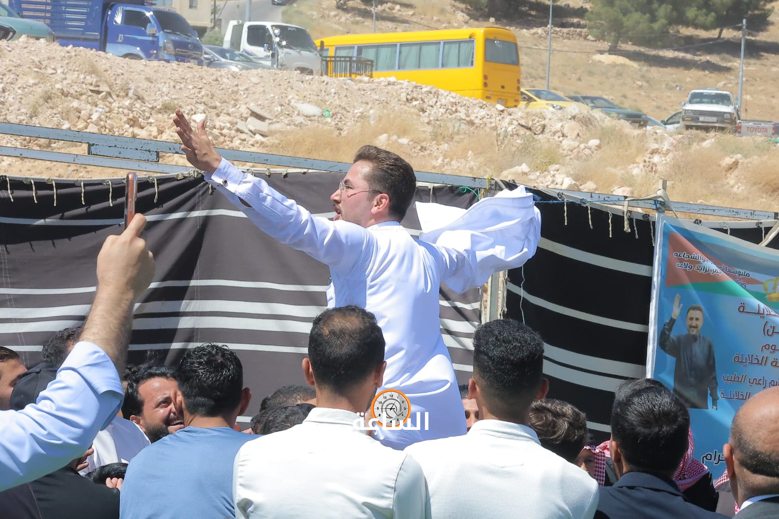 Madar Al-Saa Images 0.8998994877981196