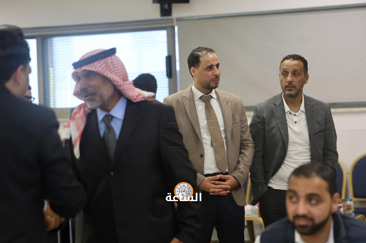 Madar Al-Saa Images 0.31348847711314587