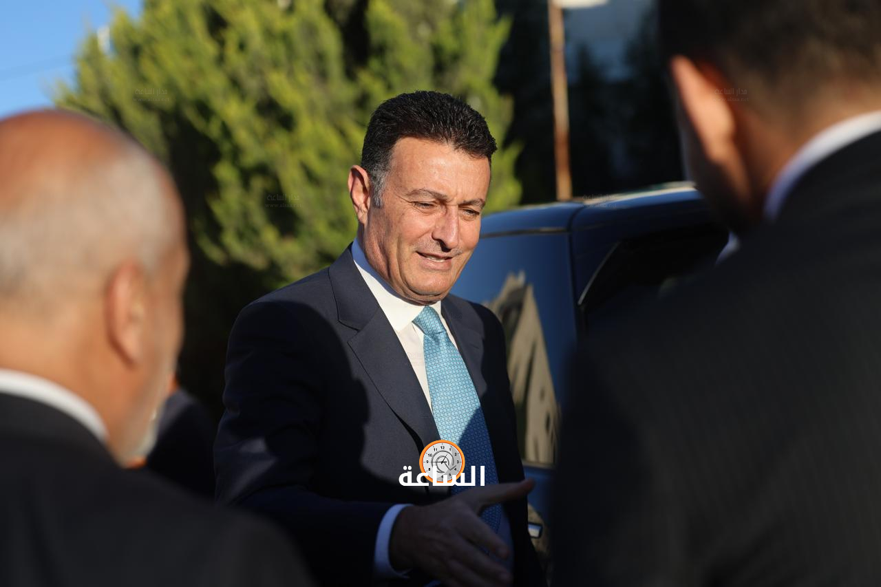 Madar Al-Saa Images 0.1169634595013136