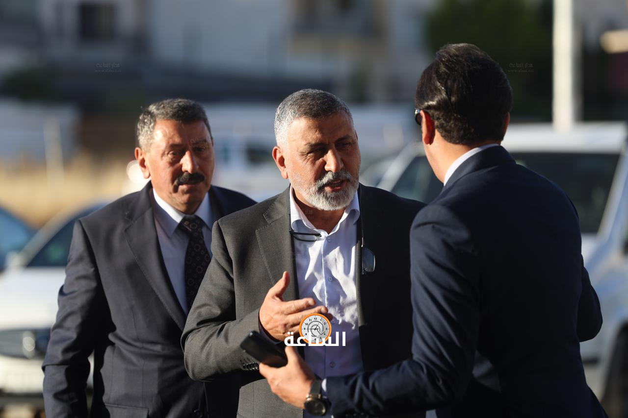 Madar Al-Saa Images 0.3832595645262157