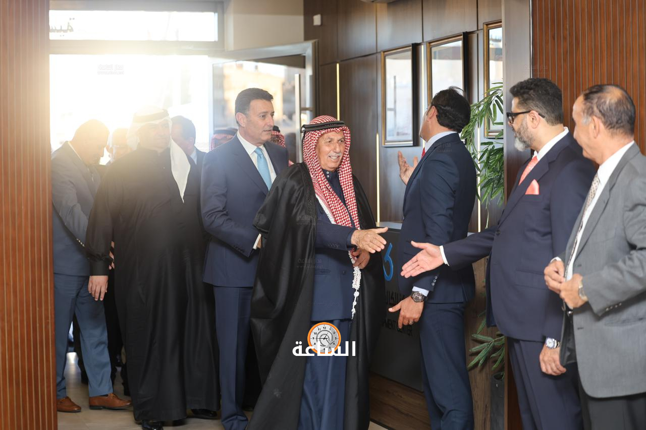 Madar Al-Saa Images 0.674731077461957