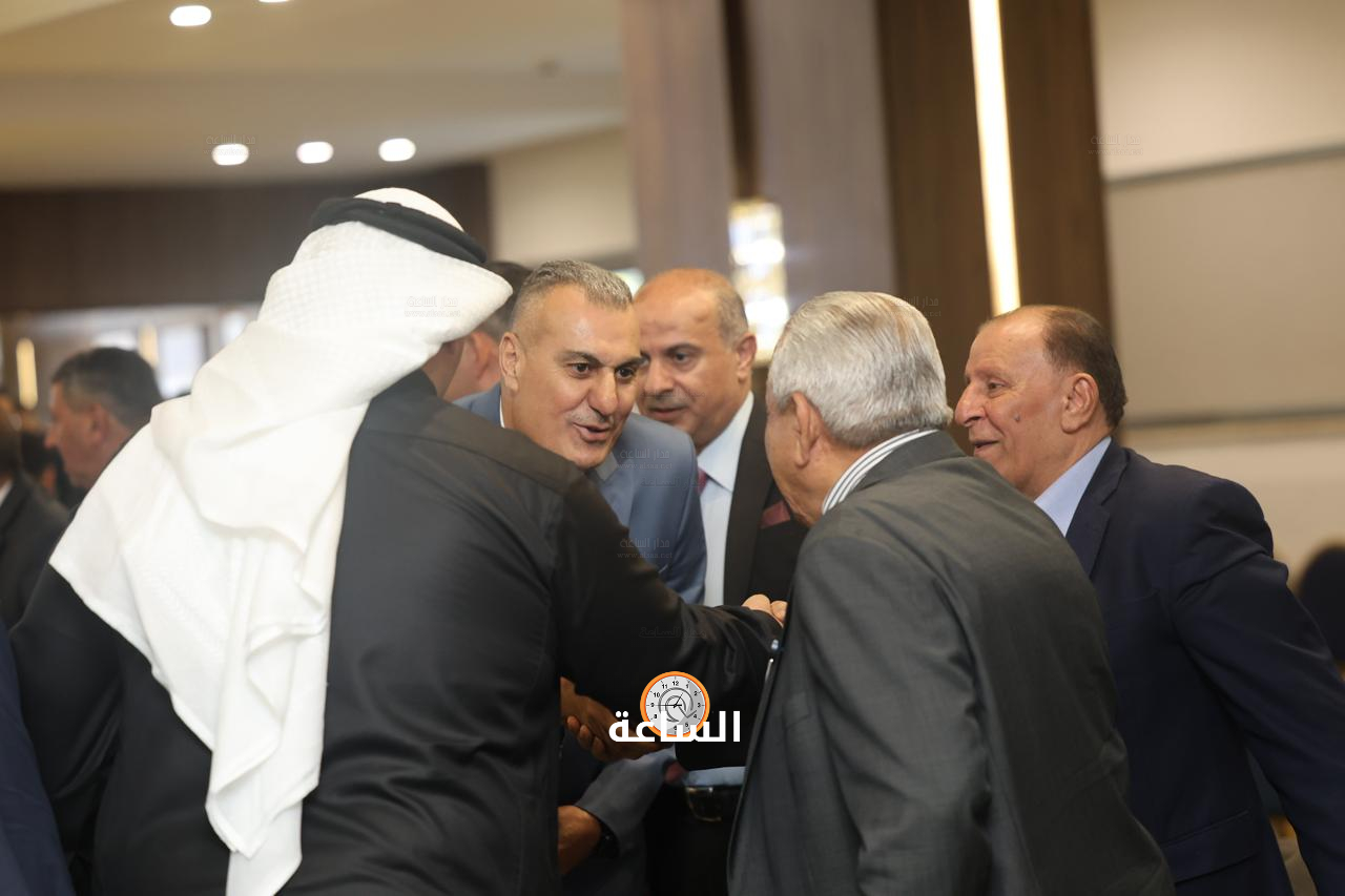Madar Al-Saa Images 0.33322367014706367